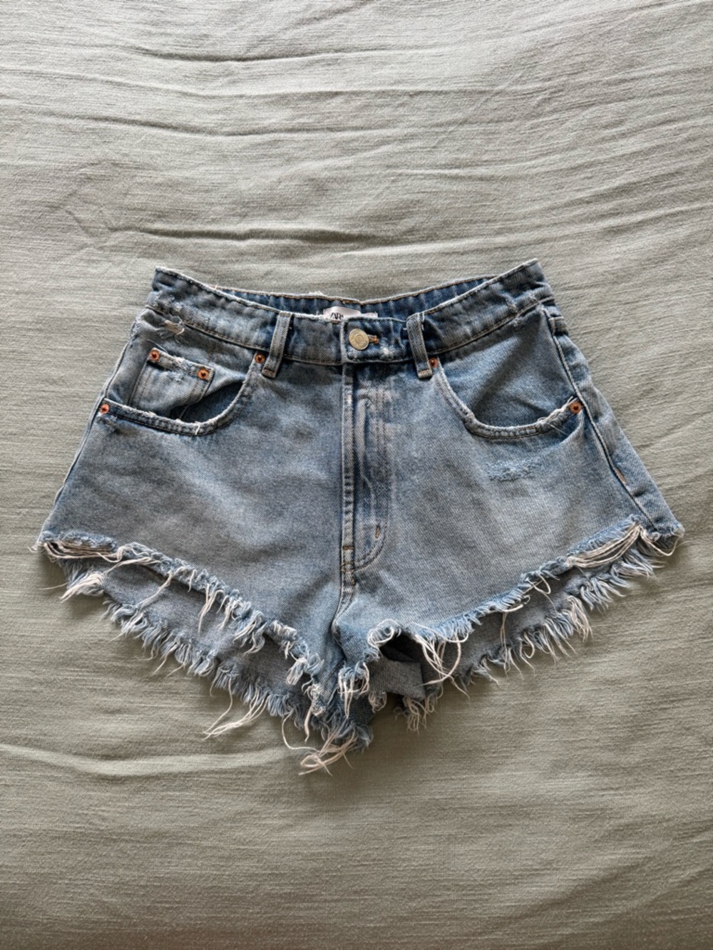 4/$20 - ZARA Stone Wash High Waisted Frayed Denim Short Shorts (28)